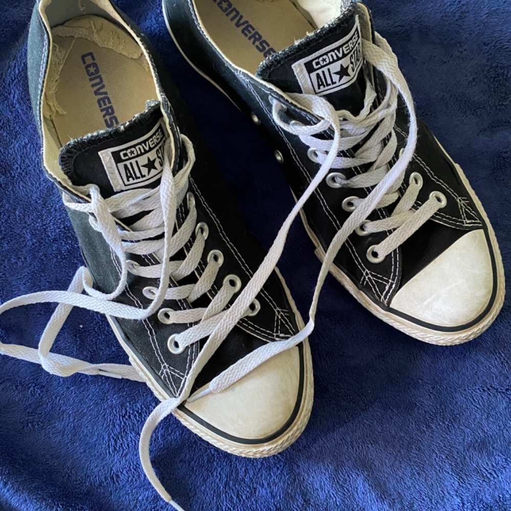 Converse - Picture 2 of 2